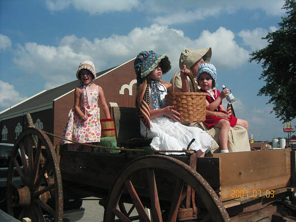  Lily McHugh, Hannah Holder, Sharon Holder, Liza McHugh 