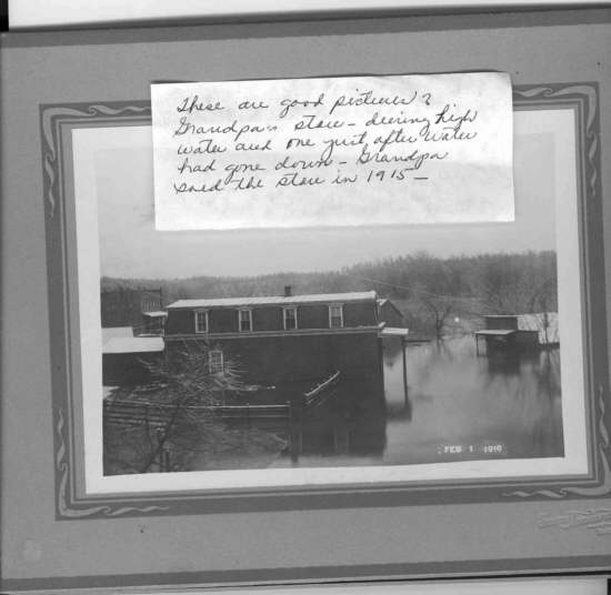  13 Fendorf Store in flood 