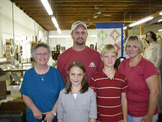  43 Ferguson Family Sharon,Scott,Anna,Ehtan,Paula Ferguson 