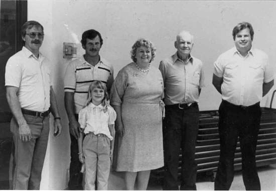  16 George,Dwight,Courtney,Jean,Earl,Gaylord McDaniel 