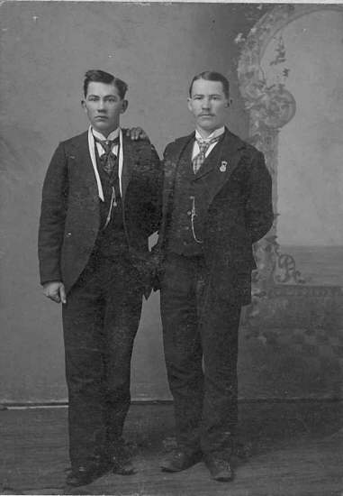  11 James and George W. Stanton 1898 