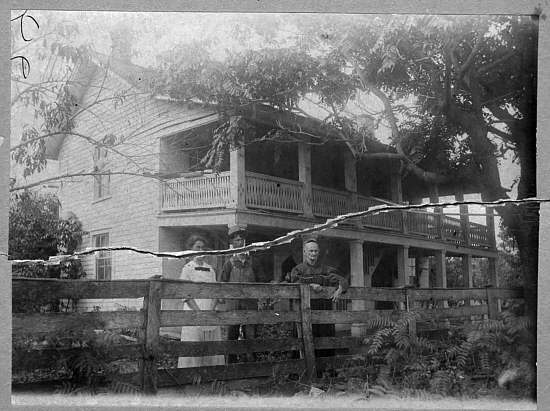  05 Jasper Henley Home, Myrtle Pierce Henley, James Henley, Julia Norfleet Henley 