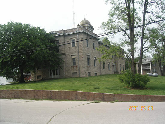  30 Third  Miller County Courthouse and Jail 