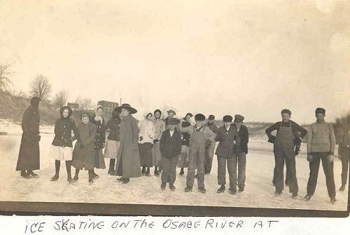 02 Ice Skating on Osage