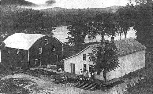 13 Hauenstein Store with Shed