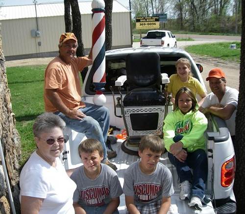 41 Front: Arlene Helton, Benton and Tyler Patterson - Back: Don Helton, Benita Patterson, Tristen Patterson and Ron Helton