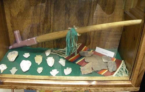 30 Arrowheads and Peace Pipe