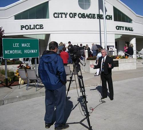 30 KRCG interviewing Bill Attebury