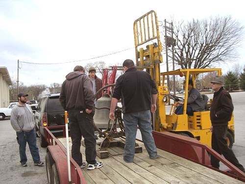 08 Bell positioned on trailer