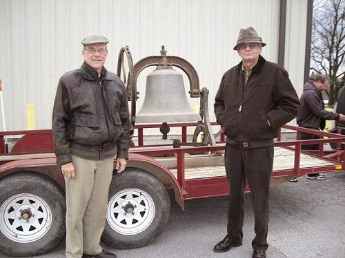 09 Myself and Dr. Keeter with loaded Bell
