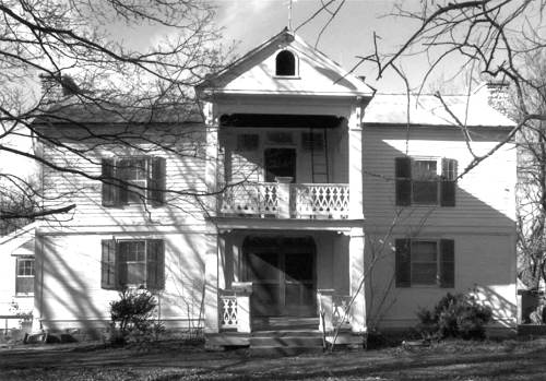 09 Lansdown House - Front