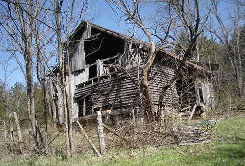 40 Hendricks Small Barn