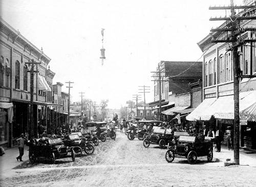 09 Eldon Street Scene - Early 1900's