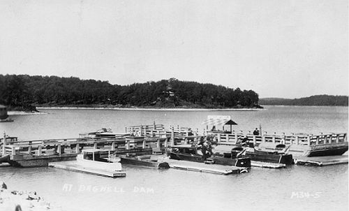 01d Boats at Dock