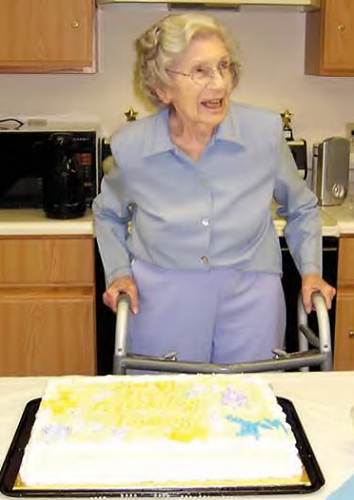 01 Deane Dowling Celebrates 100th Birthday - 26 May 2009