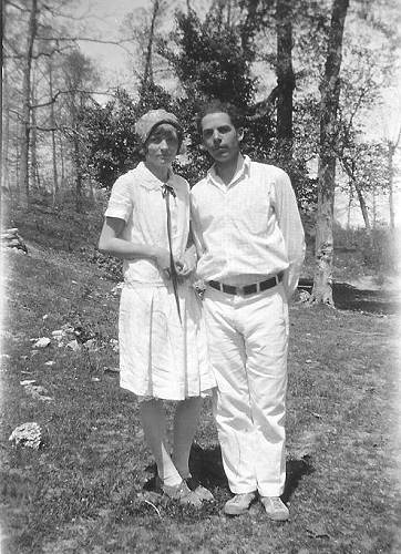 11 Earl Brown with first wife Ruth Nelson