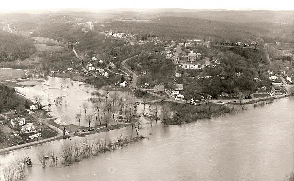 55a 1952 Flood