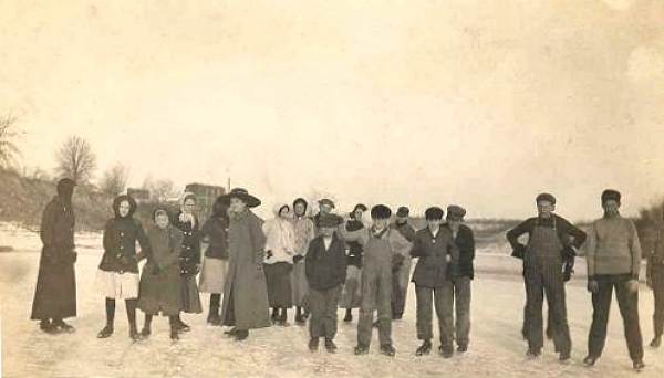 15 Third from Left: Ella Fendorf Swanson - Sixth from Left: Rose James Fendorf, Mother of Helen Phillips