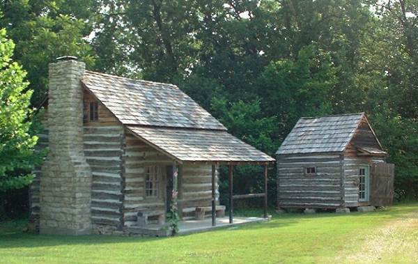 01 Museum Cabins