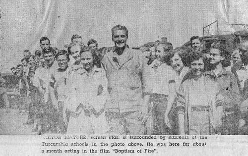 34 Victor Mature and Tuscumbia Fans