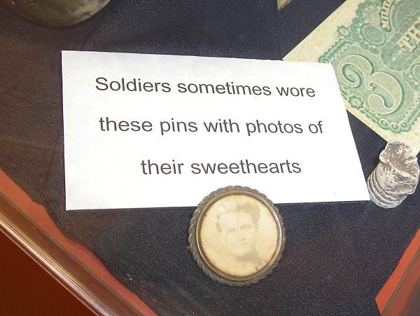 17 Sweetheart Pins