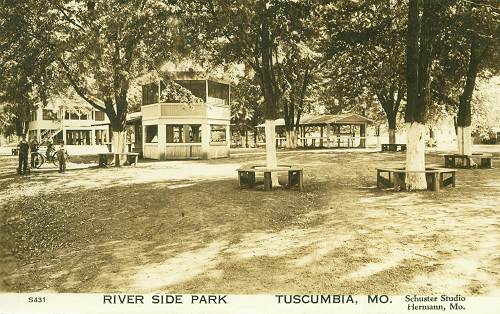 34 Tuscumbia Riverside Park - Covered Dance Floor in Middle of Photo