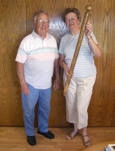 04 James and Judith Hannah Myers with "Family Stick" made by Kent Hannah