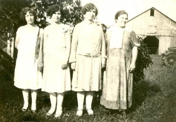 10 Minnie, Ora, Allie and Nellie - Daughters of John and Ida Bilyeu