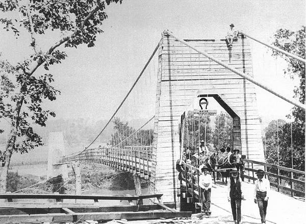 15 Tuscumbia Bridge 1905 - 1933