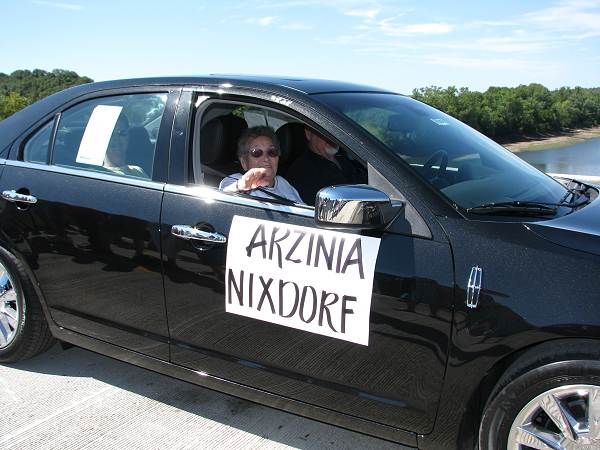 20 Arzinia Nixdorf in Car