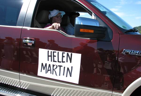 36 Helen Martin in Car