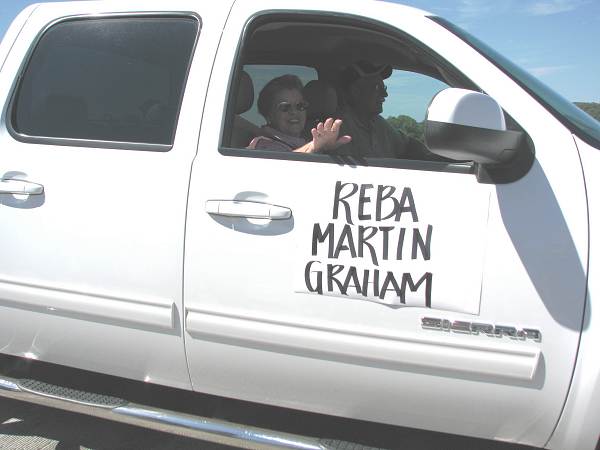 51 Reba Sooter Martin Graham in Car