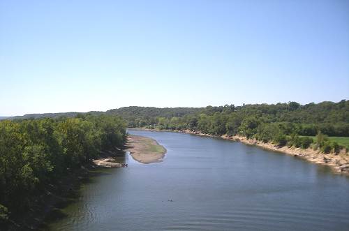 02 Osage River at Tuscumbia facing West from new Bridge