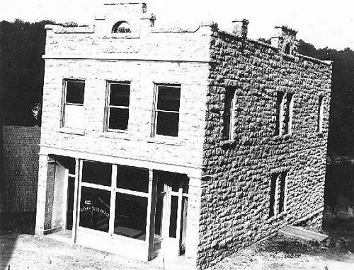 32 Bank of Tuscumbia