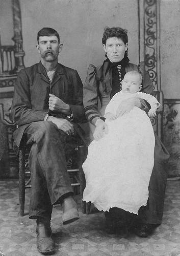 16 Charles and Harriet Emeline Wall Condra with son Elbert