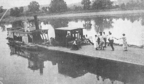 53 Uncle Jim pushing Barge