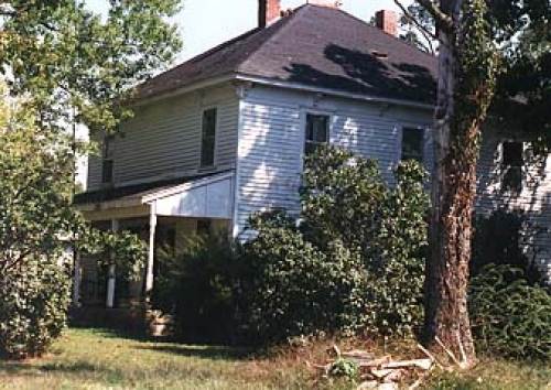 36 William H. Hauenstein III Home on Osage River Farm near Tuscumbia