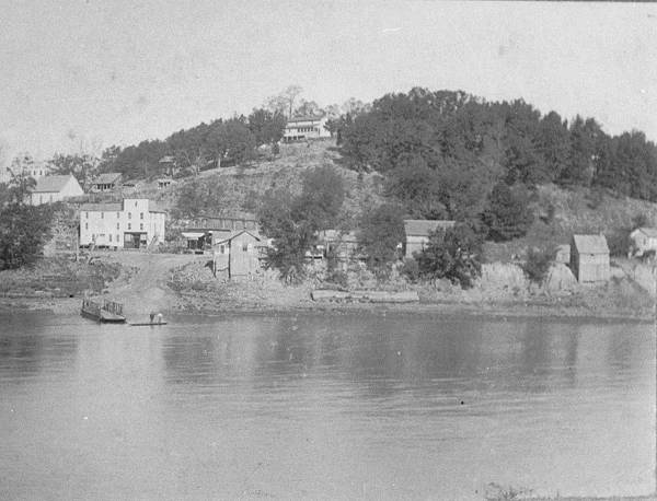 02 Ferry Landing at Tuscumbia looking north across the River