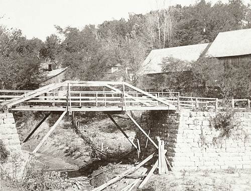 09 Bridge across Shutin Branch