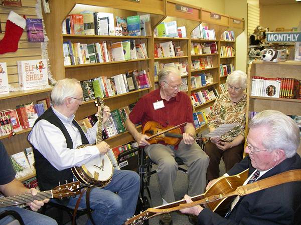 18 Howard Marshall, Mr. and Mrs. LeRoy Haslag and Bill Atterberry