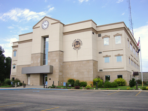 20 New Courthouse - 2004
