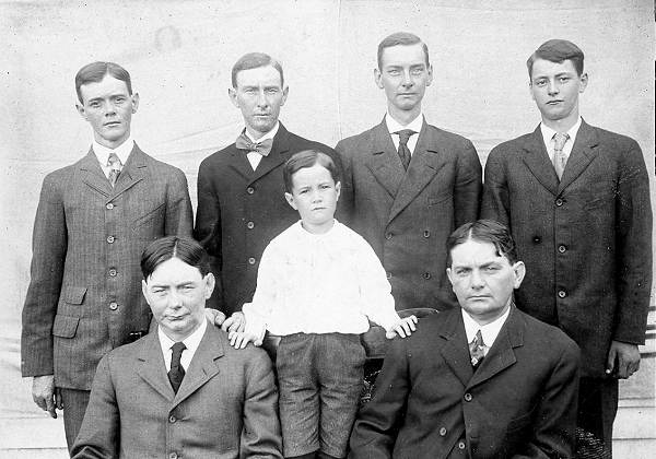 18 Sons of James: Upper Row: Phil, Clinton, Clate and Perry - Lower Row: Ed, Ted and Carrol Hawkins