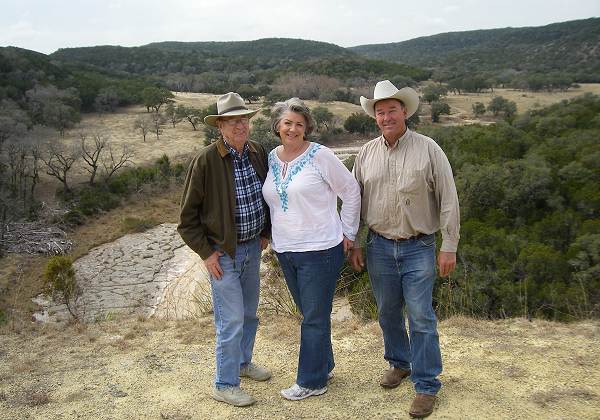 31a Allan Cates, Liz and Brent Tuttle overlooking Bear Creek on Ingram Ranch