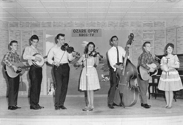 16a Ozark Opry 1963 - Trish playing Tamborine - Paulette Reeves on Fiddle
