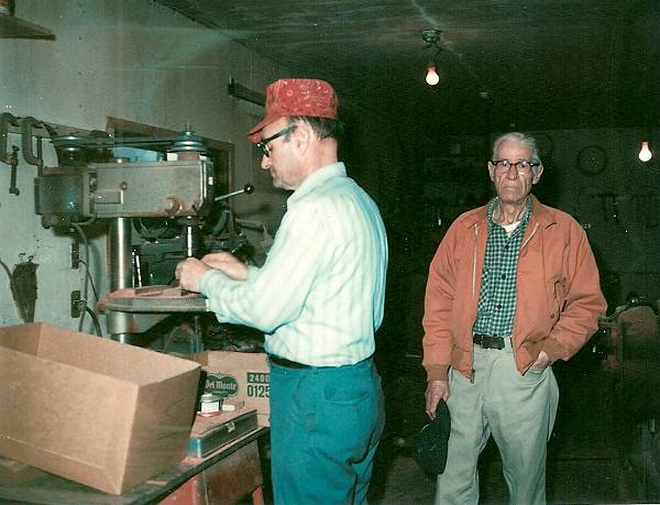 06 Wayne Wall and Ted Stamper at Cedar Novelty Shop - 1977
