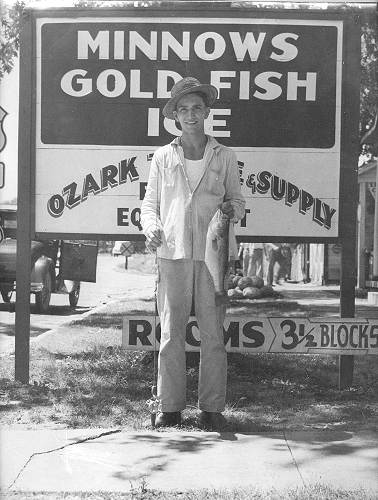 07 Dick Dolby at Corner Bait and Tackle - Late 1930's