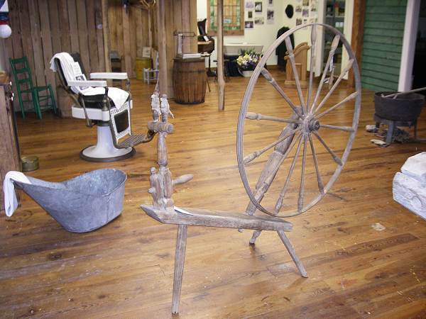 04 Mary Jane Livingston Watkins Spinning Wheel: 1833-1909