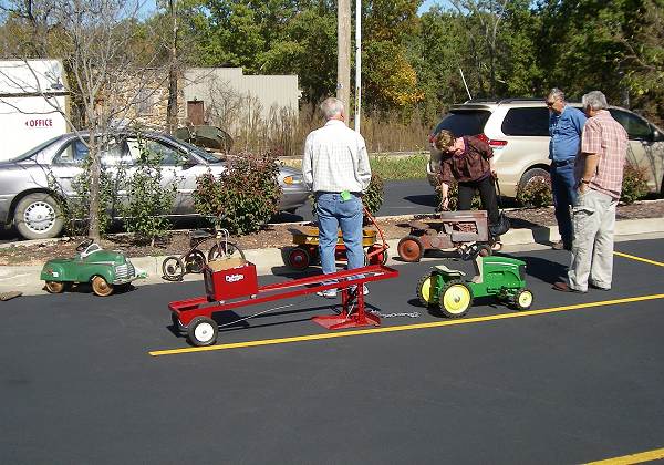 44 Greg Keeth with Kiddie Tractor Pull Contest