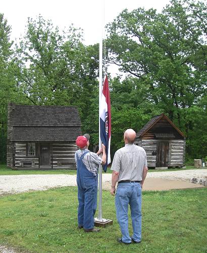 34 Missouri Flag