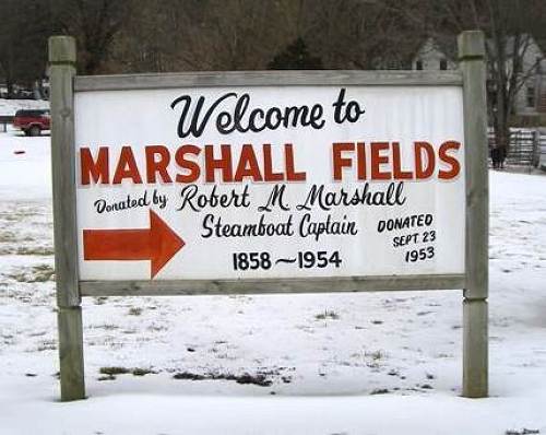 05 Captain Marshall Field Sign